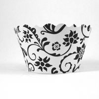 Cupcake wrappers - Hannah - Black / White     Includes 12