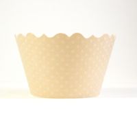 Sandbox Cream Cupcake Wrappers Dot - Includes 12 cupcake holders