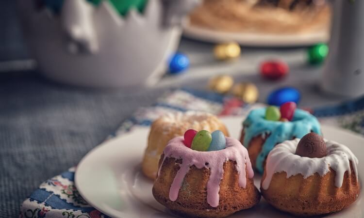 The 7 Best Mini Bundt Pans For Baking