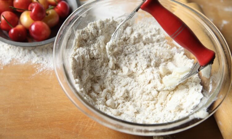 The 7 Best Pastry Cutters For Baking