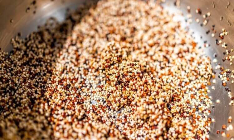 How Do You Rinse Quinoa Without A Mesh Strainer?