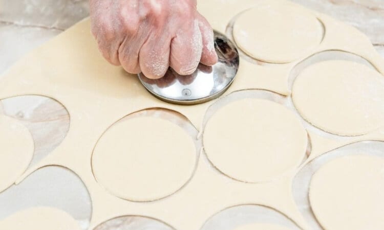 How To Use A Dough Press In Baking Goodies