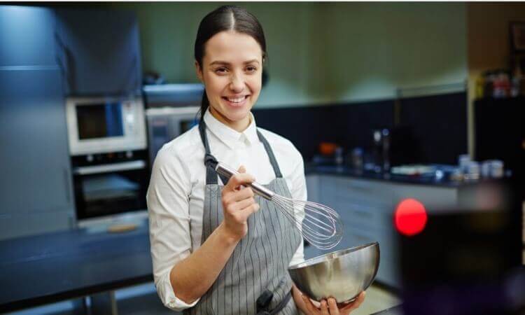 The 7 Best Affordable Hand Mixers For Baking