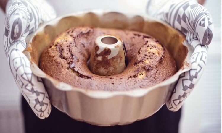 The 7 Best Mini Bundt Pans For Baking